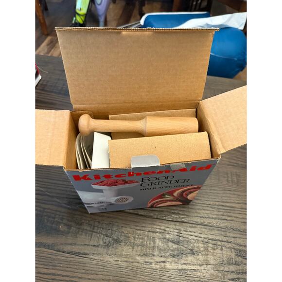 KitchenAid Food Grinder Attachment - For Kitchen Aid Stand Mixer - NEW - Picture 5 of 9